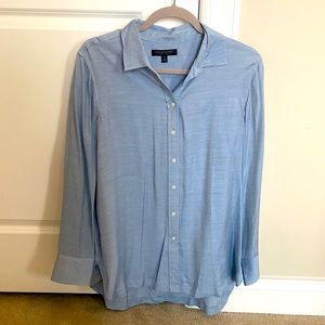 Banana Republic blue women’s button down